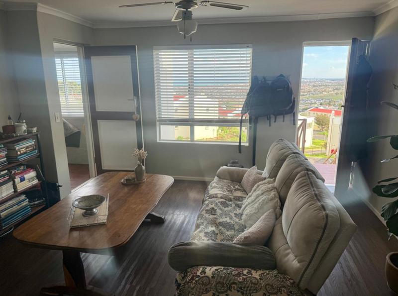 2 Bedroom Property for Sale in Gordons Bay Western Cape